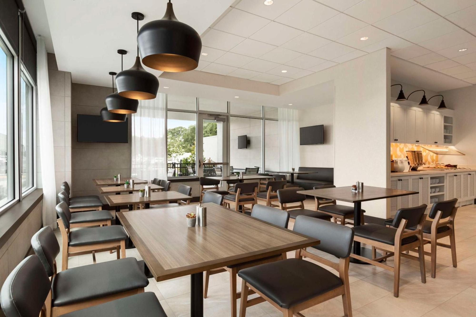 Hyatt Place Virginia Beach Town Center Екстериор снимка